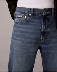 Calvin Klein Jeans - Standard Straight Fit Jeans