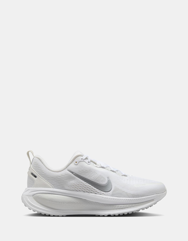 Nike - Vomero 18 - Women's