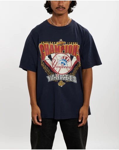Vintage by The Real Deal - Pre Loved - 1997 MLB New York Yankees 'World Series' Tee