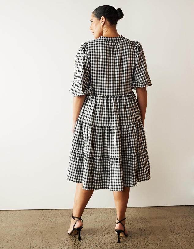 Atmos&Here Curvy - Eydis Gingham Midi Dress