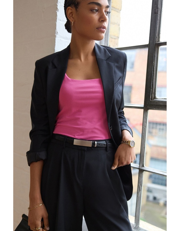 NEXT - Square Neck Vest