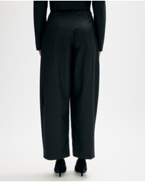 Minima Esenciales - Bria Barrel Leg Suit Pants