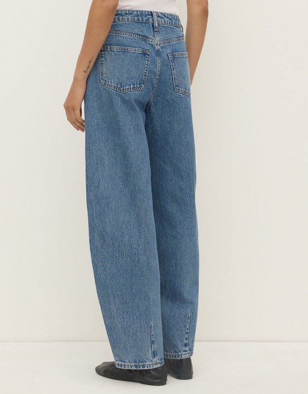 Assembly Label - High Rise Barrel Jeans