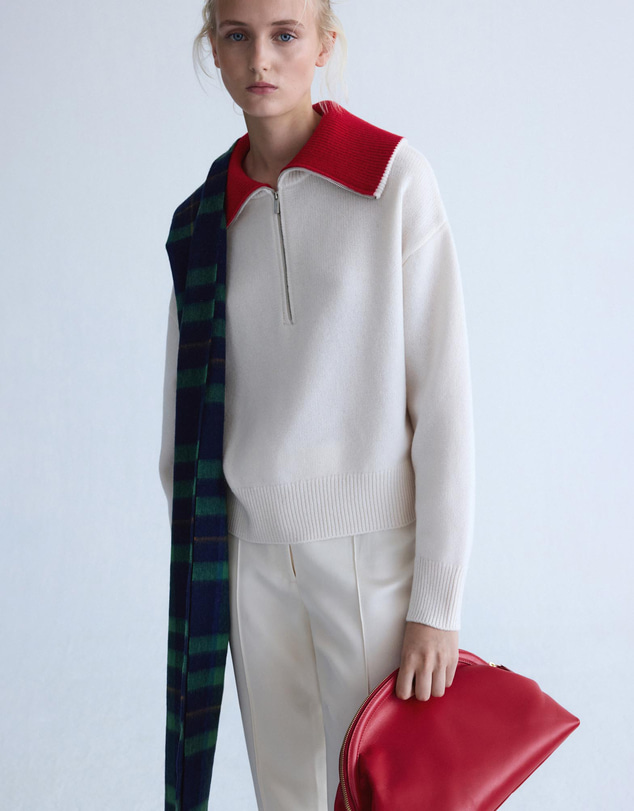 M.N.G - Oblak Sweater