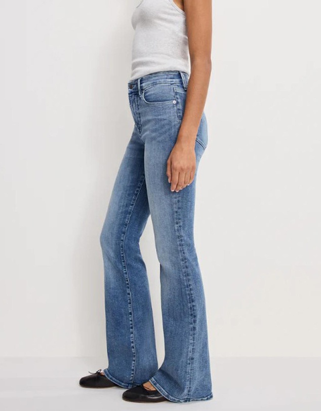 Good American - Good Legs Flare Jeans