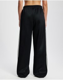 adidas Sportswear - Stadium 3-Stripes Trackpants