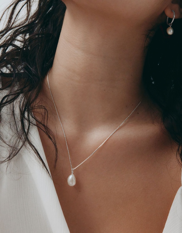 SAINT VALENTINE - Keshi Pearl Necklace - Silver