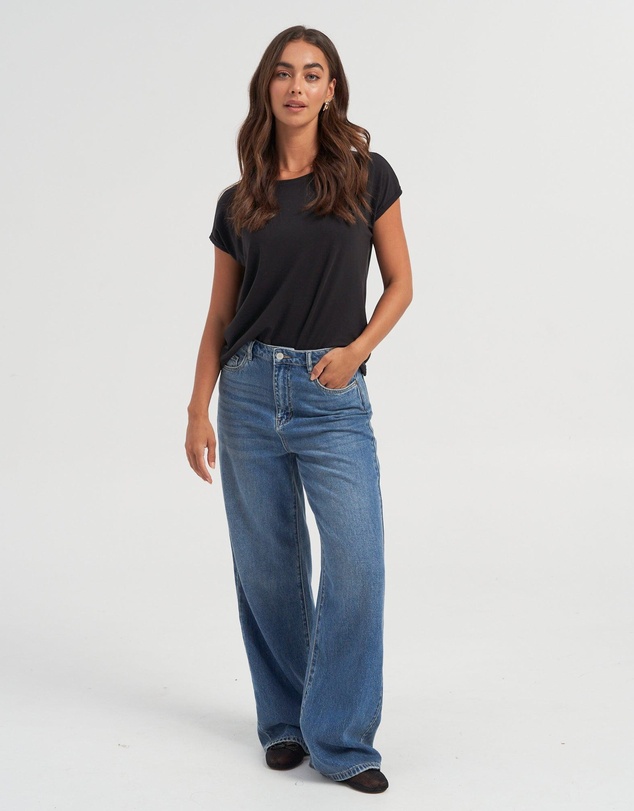 Vero Moda - Ava Short Sleeve Tee