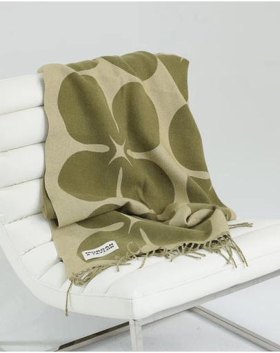 Morgan & Taylor - Ginger Throw Blanket in Green