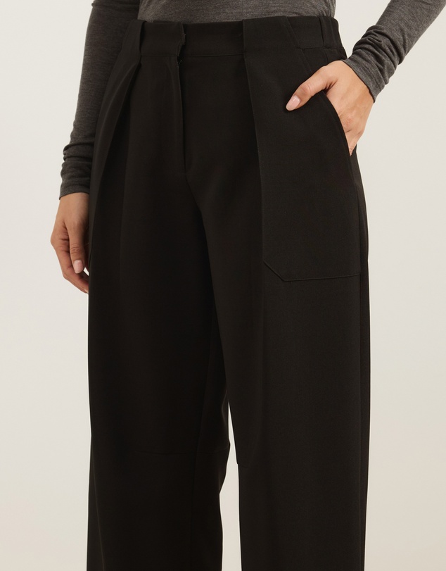 Atmos&Here - Rowen Pleated Barrel Leg Pants