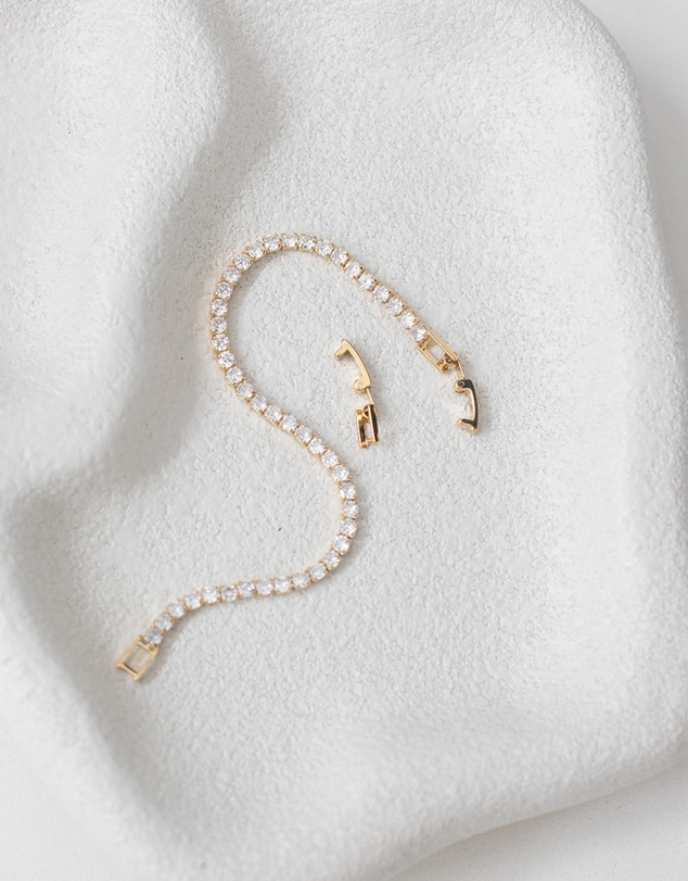 The White Collection - Abbie - Delicate Gold Tennis Bracelet