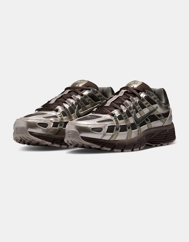 Nike - P-6000 Metallic - Women's
