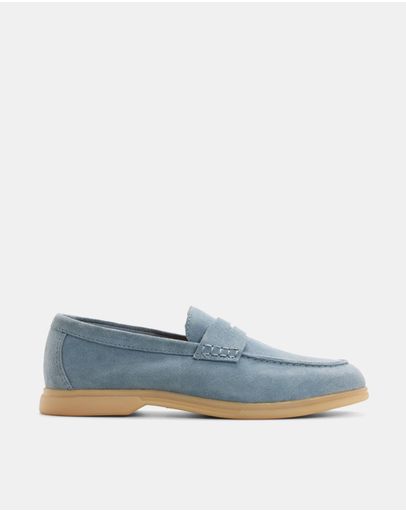 Light/Pastel Blue