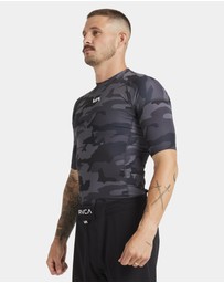 RVCA - Mens Sport Short Sleeve Rash Vest