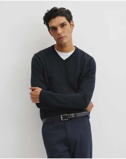 Country Road - Merino Wool V-neck Knit