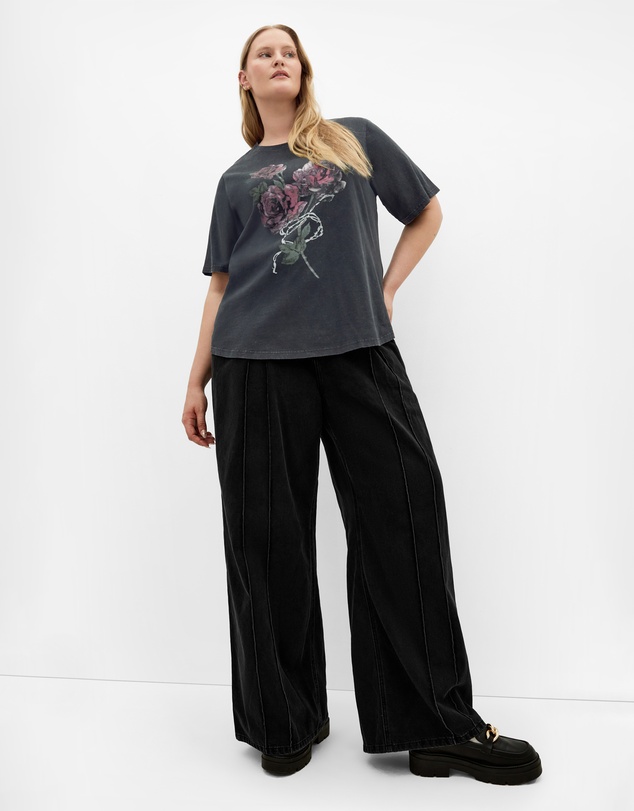 City Chic - Ryan Rose Print Tee