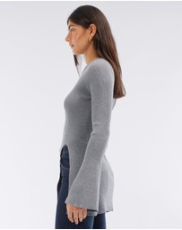 Amelius - Joanne Flare Sleeve Knit