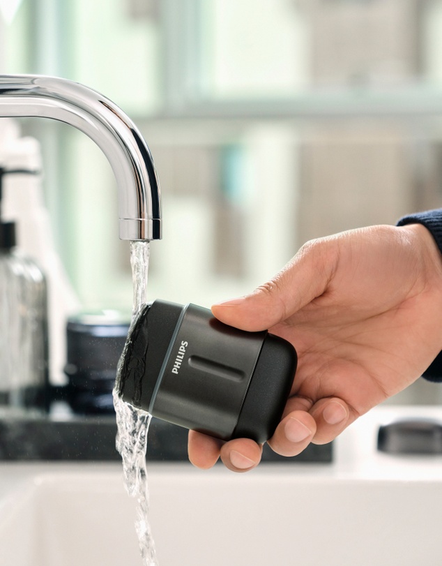 Philips - Philips Series 700 On the Go Electric Shaver, Charcoal Charcoal