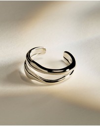 Najo - Dune Large Silver Ear Cuff