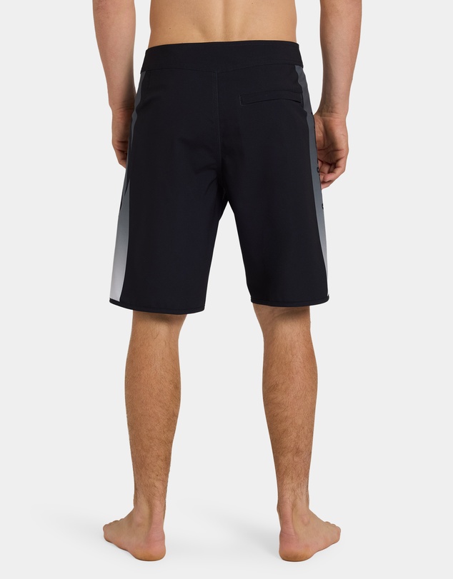 Quiksilver - Mens Surfsilk Holmes 20