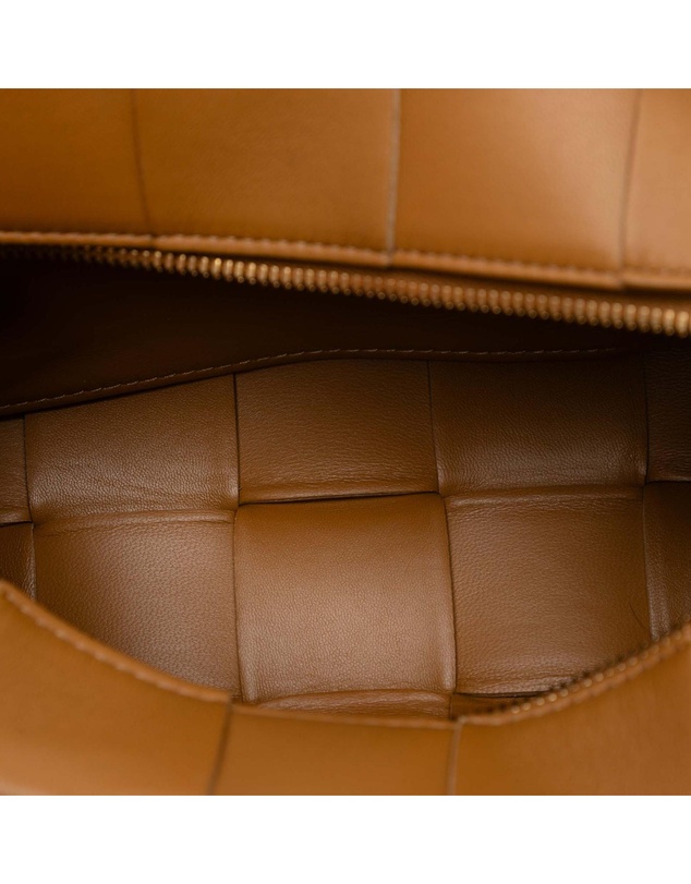 Pre-Loved by Azura Reborn - Pre-Loved Nappa Intrecciato Brick Cassette