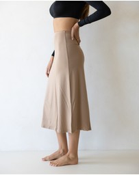 Mod Squad - Luxe Underskirt Base Layer