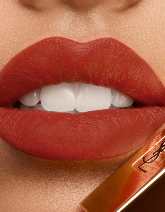 Yves Saint Laurent - Rouge Pur Couture The Slim Lipstick 32