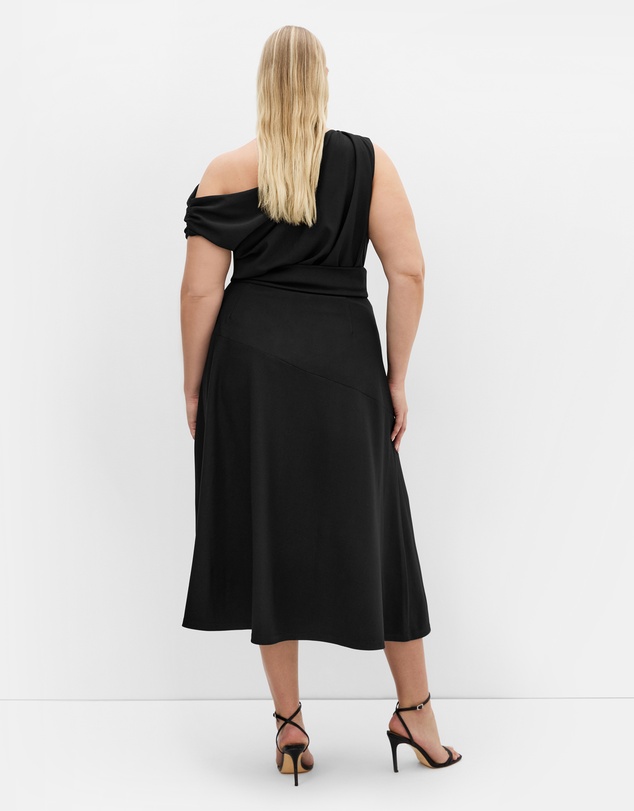City Chic - Plus size Kate Off Shoulder Midi Dress - black
