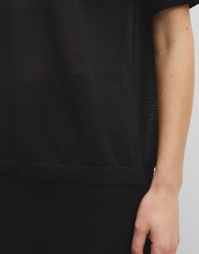 Country Road - Fine Mesh Knit T-shirt