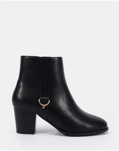 Novo - Dour Ankle Boots
