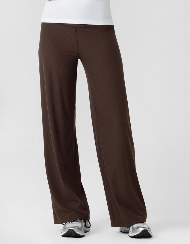 Lorna Jane - Irresistible Rib Mid-Rise Active Pants