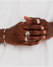 TwoJeys - 8 Ball Ring