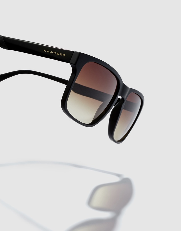 Hawkers Co - HAWKERS - PEAK METAL Sunglasses for Men and Women UV400