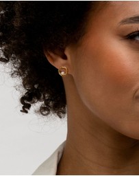 Dower & Hall - Women's Open Circle & White Pearl Waterfall Earrings In Gold Vermeil