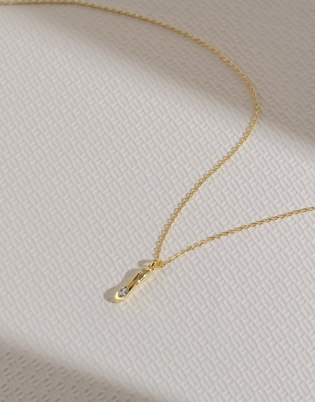 Wanderlust + Co - Alphabet Bubble Pendant Necklace - Letter I