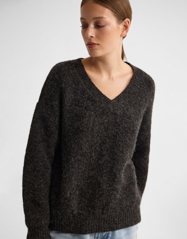 Oxford - Bridgette Alpaca Blend V-Neck