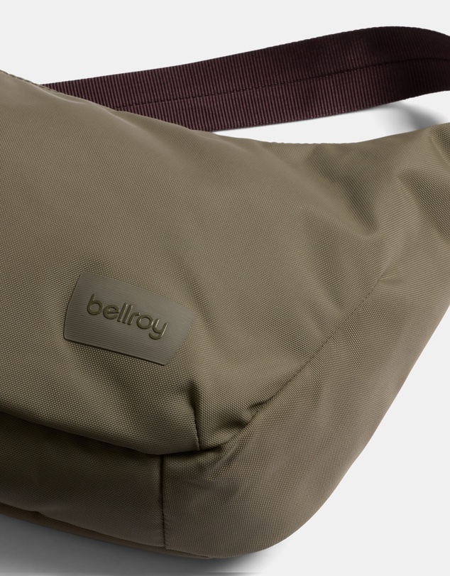 Bellroy - Laneway Crescent Bag 2.5L