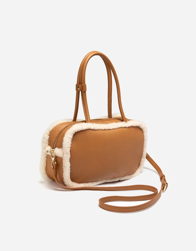 Ozwear Connection Uggs - Ugg Omi Top-Handle Leather Bag