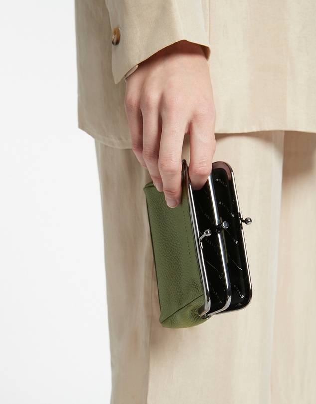 Status Anxiety - Volatile Purse