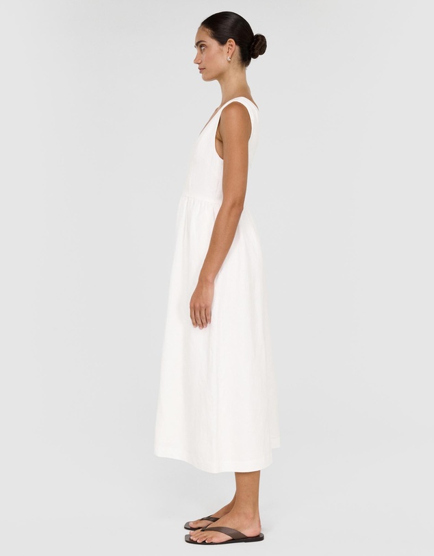 Staple the Label - Lilia Midi Dress