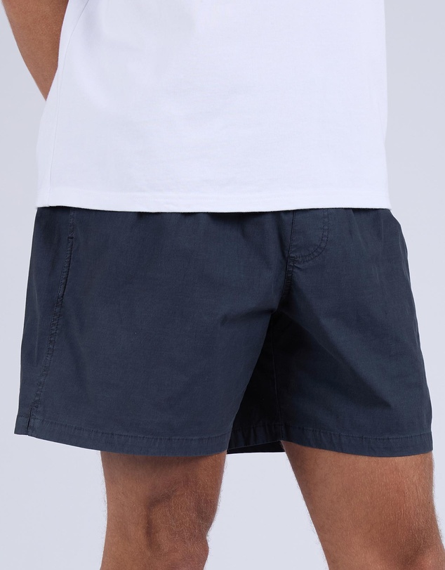 Silent Theory - Tres Short