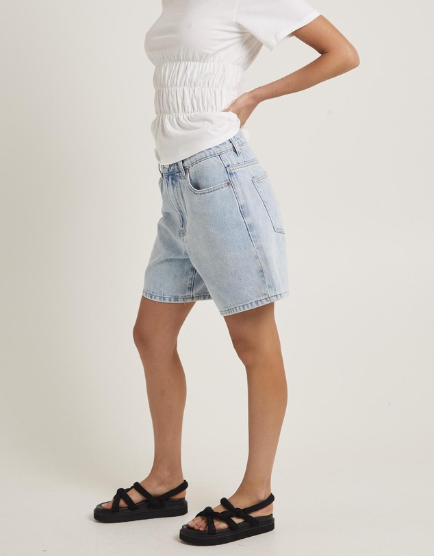 Subtitled - Vahli Denim Jorts