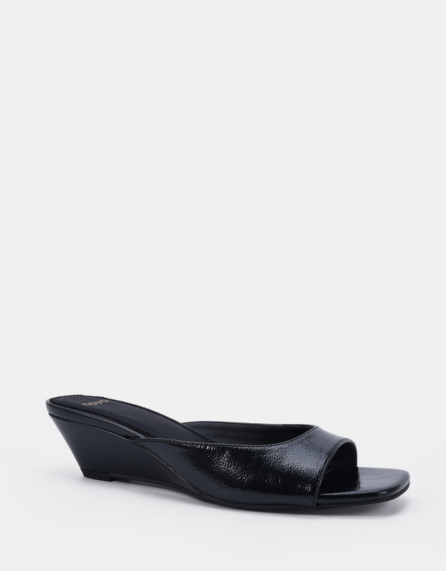 Novo - Willodean Wedges