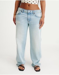 Cotton On - Curvy Low Rise Straight Jeans