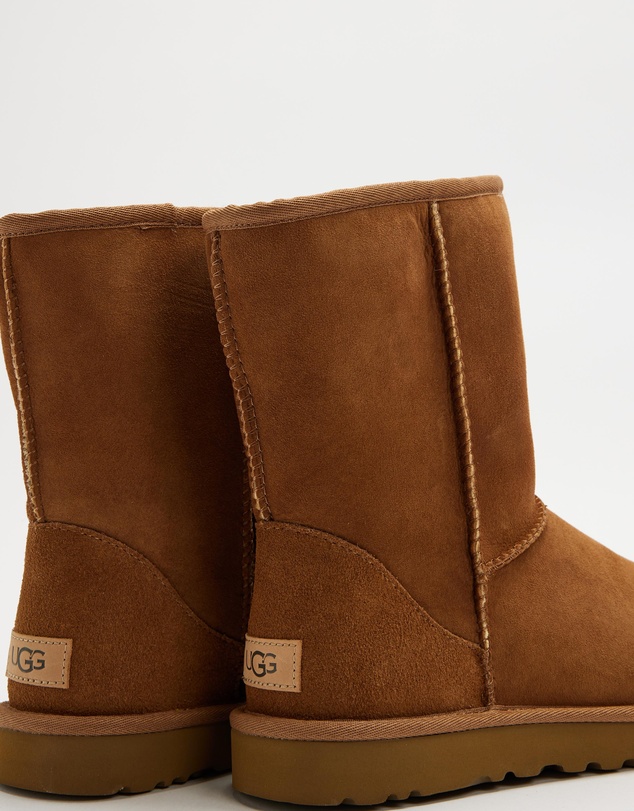 UGG - Classic Short II Boots - Women's