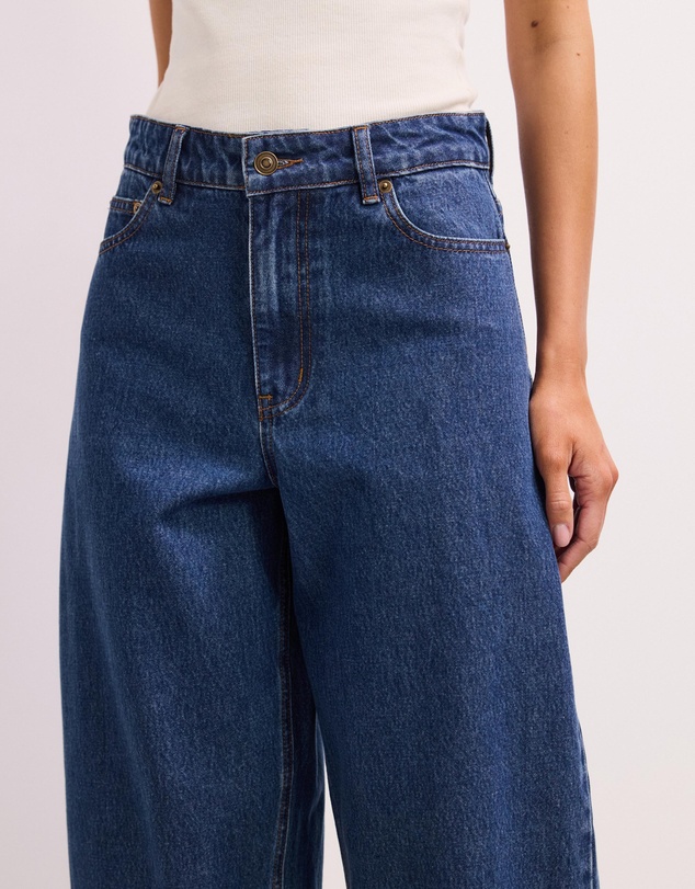 The Fated - Sylvia Barrel Jeans