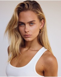 CENDRE - Rhi Huggie Sleeper Earrings | Gold