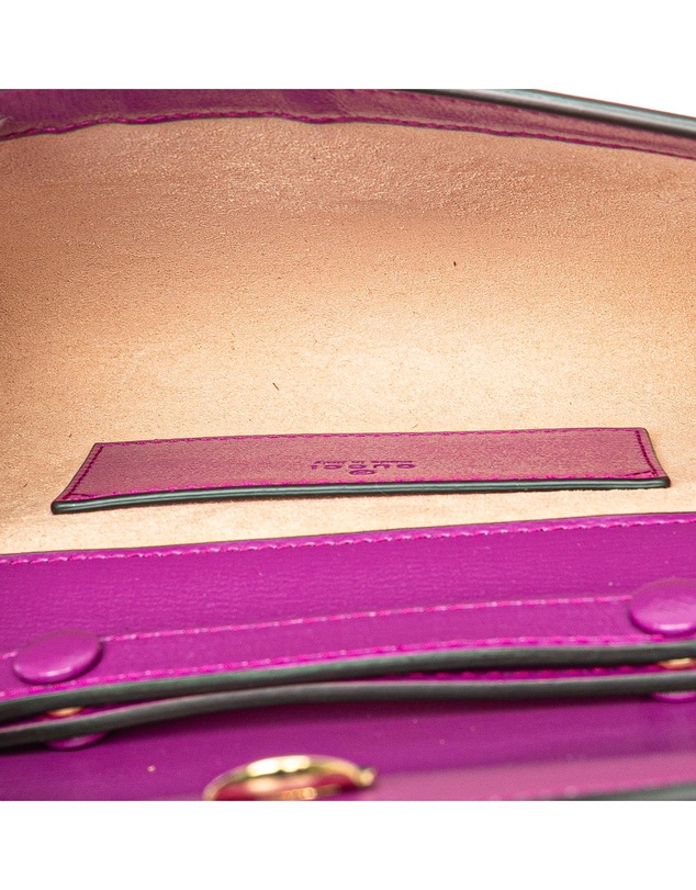 Pre-Loved by Azura Reborn - Pre-Loved gucci Elegant Shoulder Bag with Adjustable Strap and Interior Card Slots
