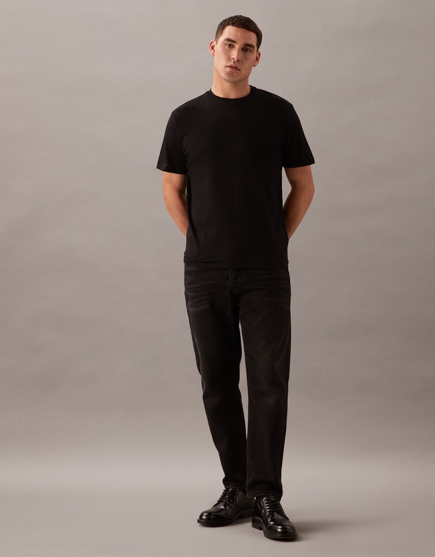 Calvin Klein - Liquid Touch Crewneck T-Shirt