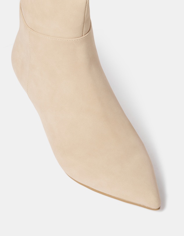 Forever New - Sasha Pointed Toe Knee High Boots